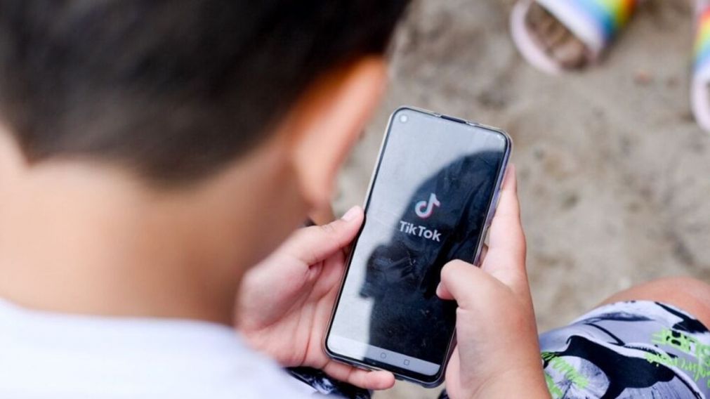 Un nene falleció en Mendoza por realizar un reto viral de la red social TikTok.