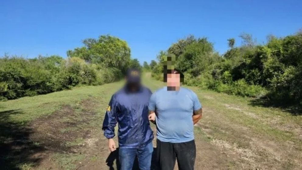 Marcos Julián Díaz, exjugador de Los Pumitas, fue detenido esta mañana por personal de la División Antidrogas de la Policía Federal de Rosario.