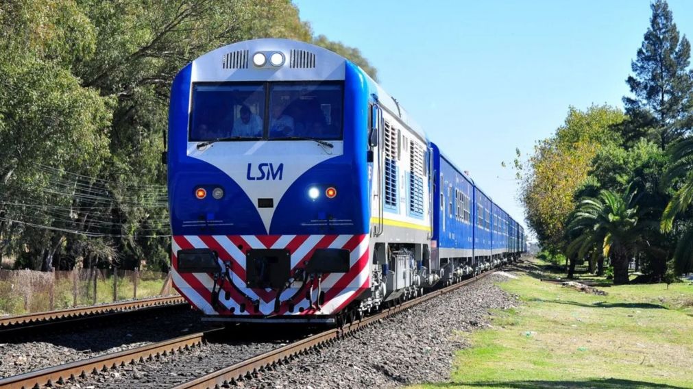 El Gobierno decidió dejar sin efecto la licitación para la refacción de las vías del Tren San Martín.