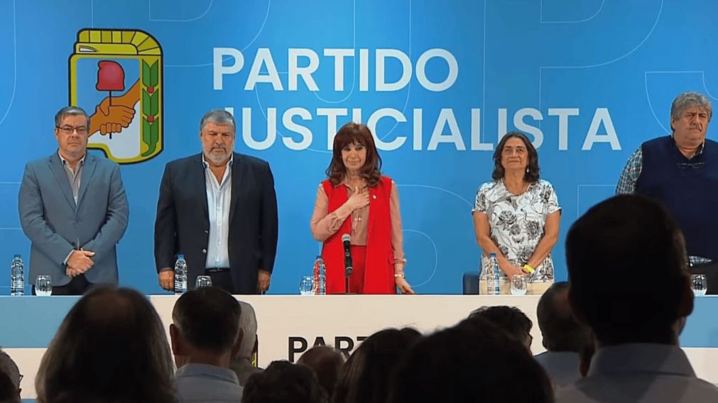 Cristina Kirchner convocó a una reunión de urgencia del PJ nacional.