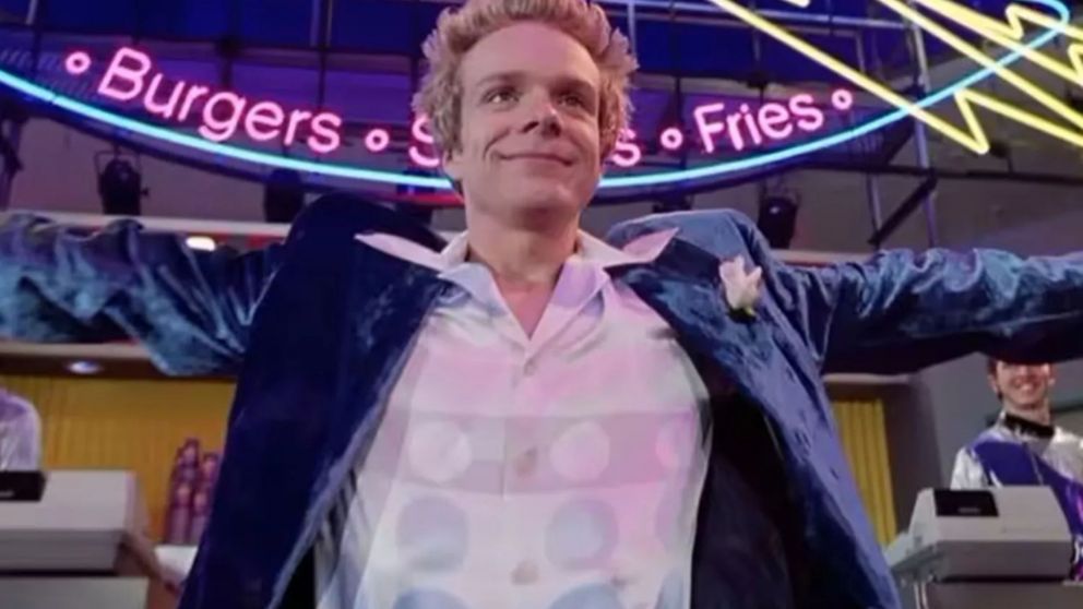 Murió Jan Patrick Schwieterman, el actor que interpretó al villano en la película "Buena Hamburguesa" (1997).
