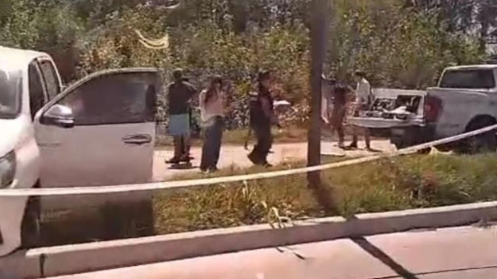 Los investigadores policiales se apersonaron en el escenario del homicidio. Cr�dito: Semanario Actualidad.