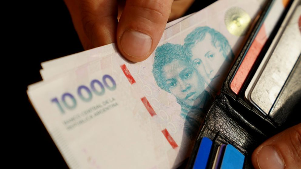 Bono para jubilados de la ANSES: en septiembre, ¿aumenta a $100.000?