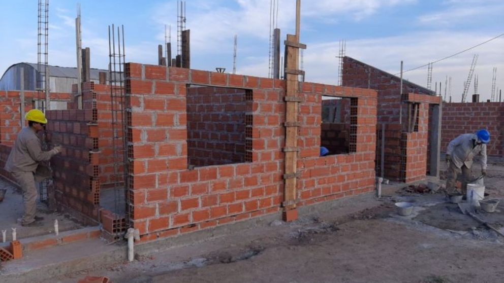 Mujer vendía casas con documentos truchos del Gobierno (Imagen ilustrativa).