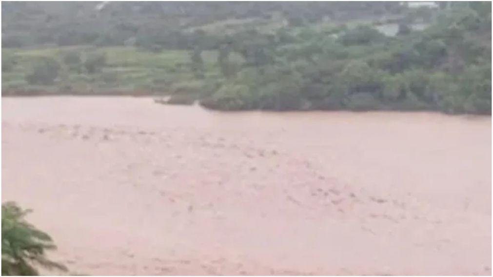 El Río Pilcomayo creció a niveles históricos.