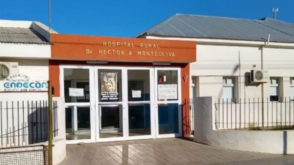 El menor de edad llegó al hospital local sin signos vitales.