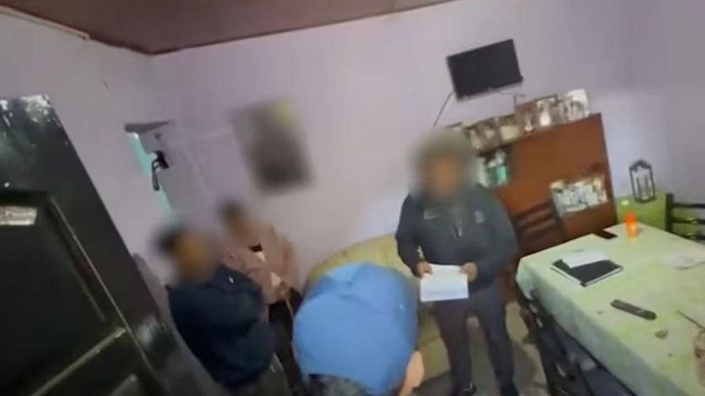 El hombre, que también está imputado por otros deltios, fue detenido por la Policía tras una larga investigación.