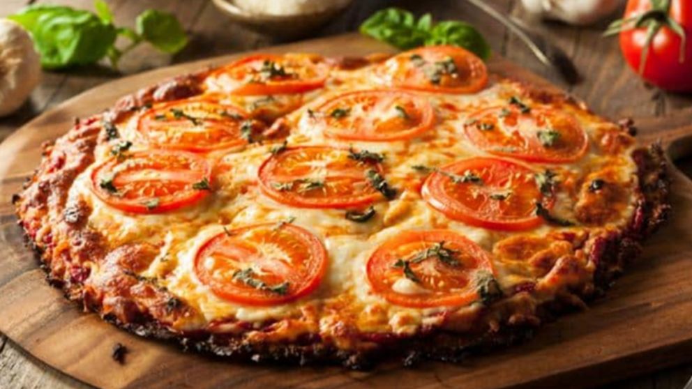 Deliciosa receta de pizza de berenjena: fácil, barata y salvadora para innovar en tus comidas.