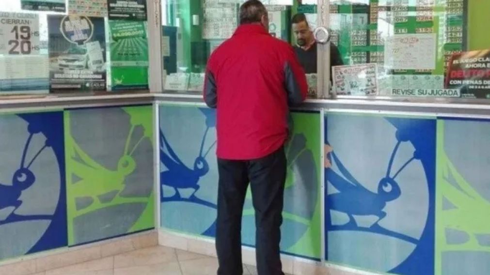 El final más trágico: ganó más de 7 "palos" en la Quiniela pero su fortuna le valió la muerte.