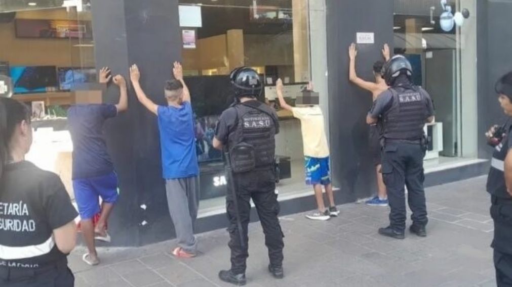 Cuatro adolescentes fueron detenidos dos veces en un día (Gentileza Editor Platense).