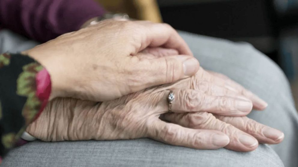 Los delincuentes están asaltando a los jubilados que viven solos.