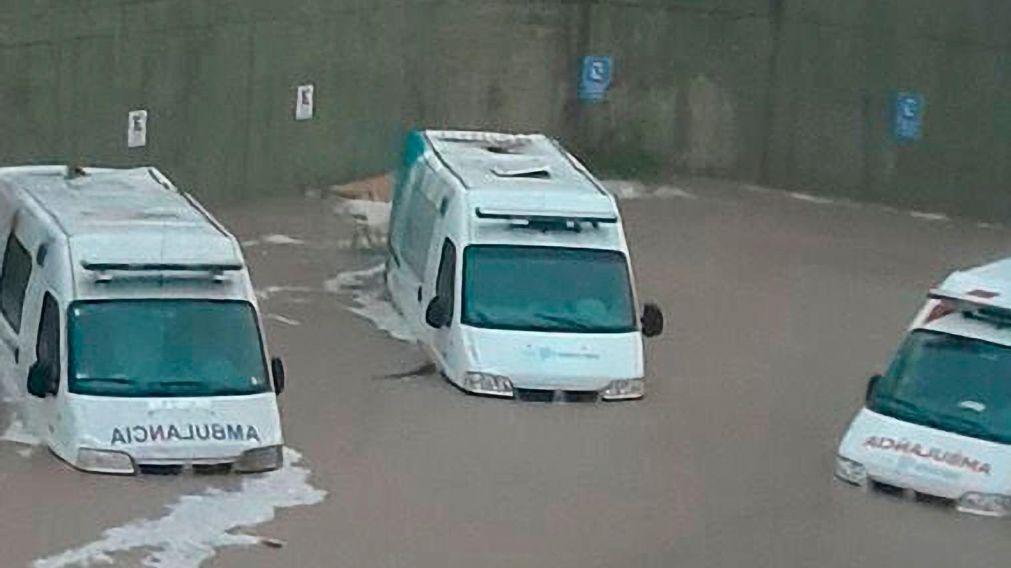 El Gobierno nacional activó la alerta roja y desplegó a las fuerzas federales por el temporal en Bahía Blanca.
