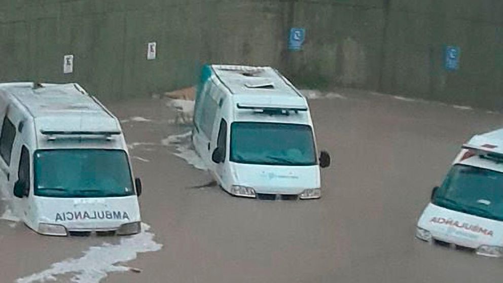 El Gobierno nacional activó la alerta roja y desplegó a las fuerzas federales por el temporal en Bahía Blanca.