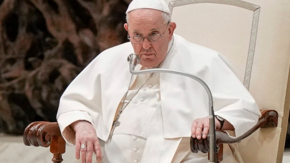 El papa Francisco tuvo una "leve mejor�a", inform� el Vaticano.