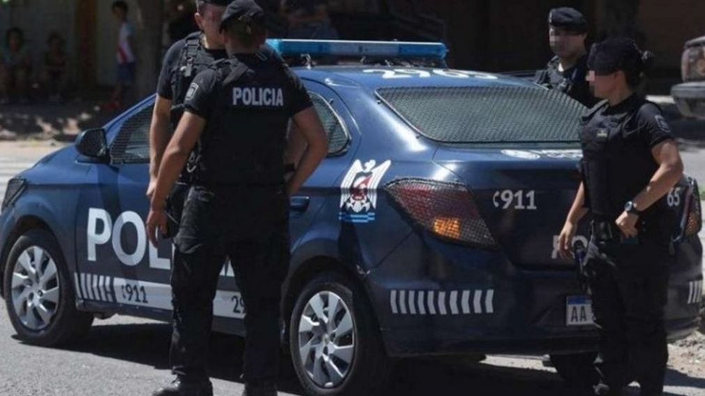 El marido de la mujer fue llevado por personal policial al Cuerpo Médico Forense de Mendoza.