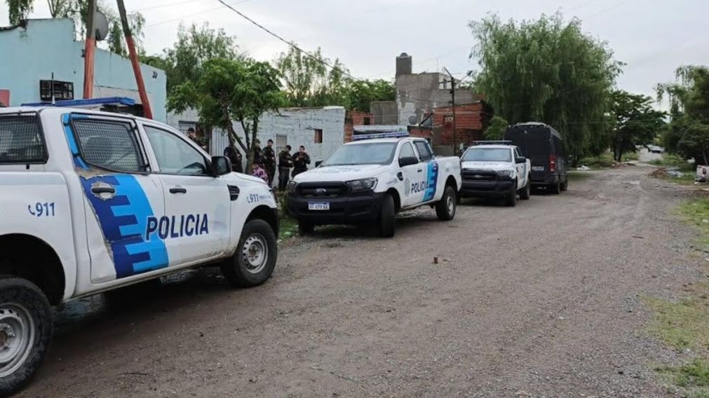 Los investigadores policiales realizaron diferentes procedimientos para esclarecer lo ocurrido.