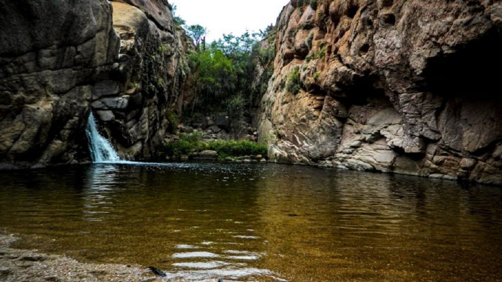 Ni Chilecito ni Sanagasta: un rincón al noroeste del país con aguas cristalinas y paisajes “soñados” del que no vas a querer volver.