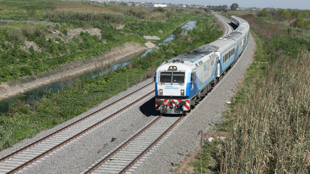 Conoc� los destinos y precios de los trenes de larga distancia.