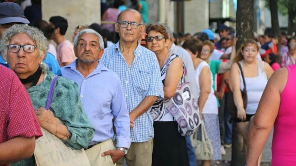 El Gobierno confirmó una nueva suba para las jubilaciones a partir de marzo (Imagen ilustración).