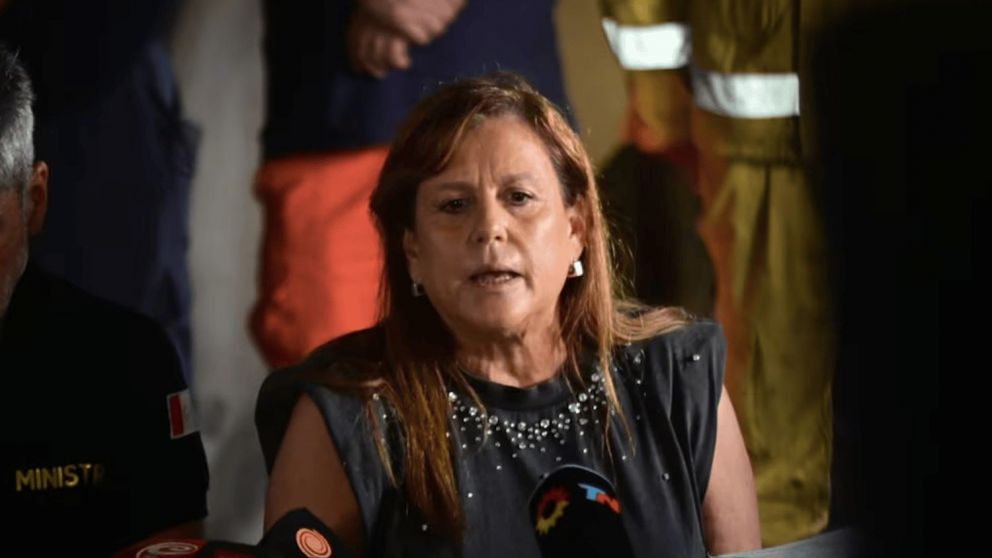 La fiscal adjunta Bettina Croppi dio una conferencia de prensa desde la casa de Lian, donde brindó detalles de la investigación.
