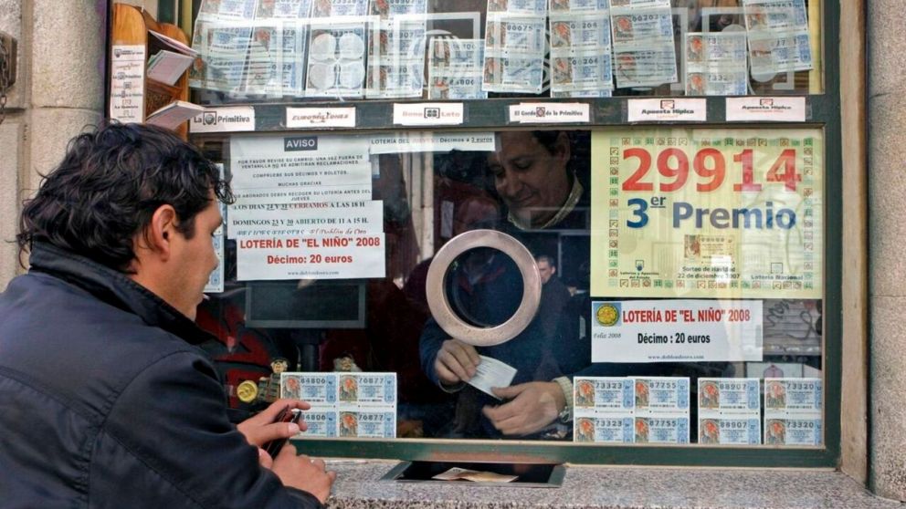Un hombre ganó una fortuna en la quiniela y se quedó sin nada (Imagen ilustrativa).