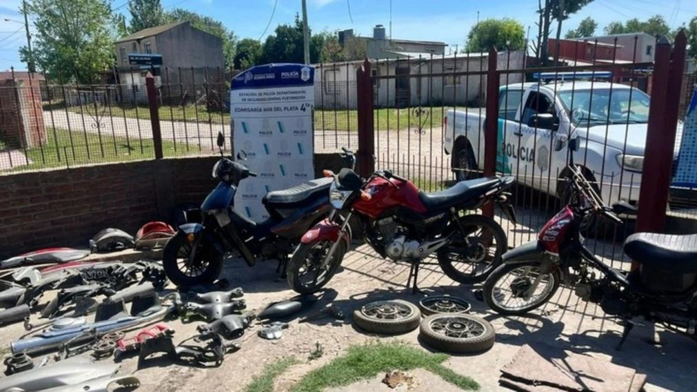 Los elementos secuestrados tras el allanamiento.