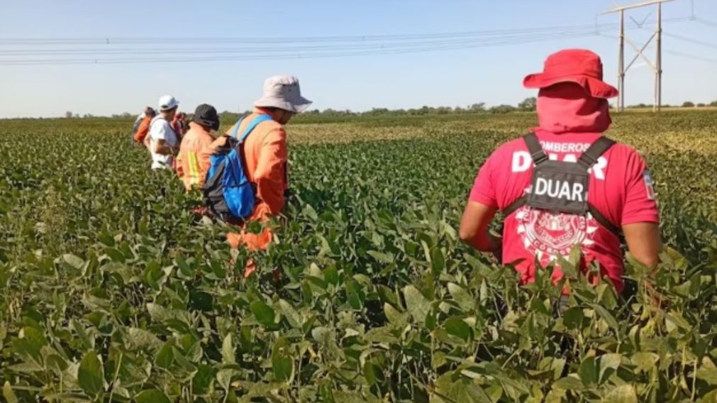 La Policía realizó un megaoperativo en un campo de Córodoba para hallar a Liam (Genileza La Voz del Interior).