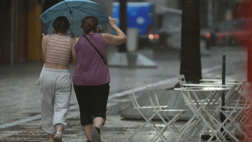 El peor final: se vienen días de lluvias y calor, ¿cuándo habrá tormentas con temperaturas de 35°?