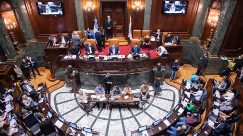 La Legislatura votó la suspensión de las PASO.