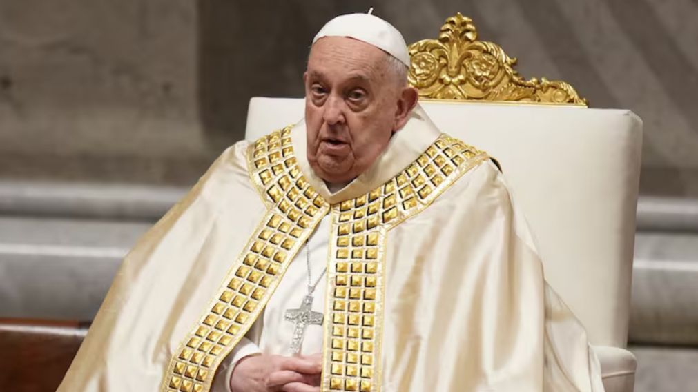 El mundo sigue atento a cómo continúa de salud el Papa Francisco.