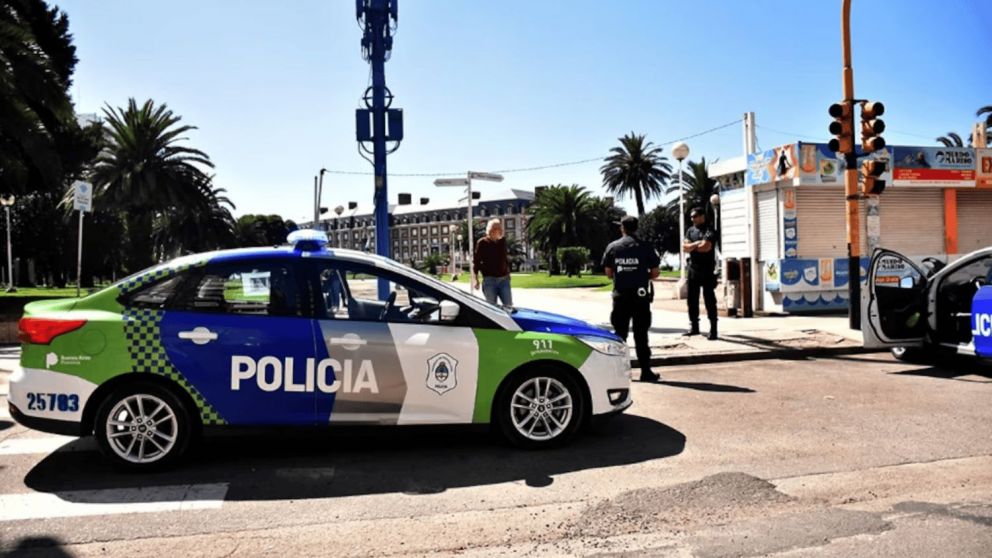Personal policial detuvo al hombre de 33 años que atacó a su pareja e hijos.