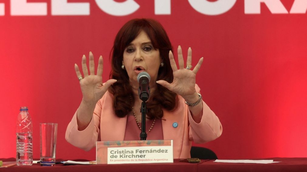 Cristina Kirchner volvió a criticar a Javier Milei.