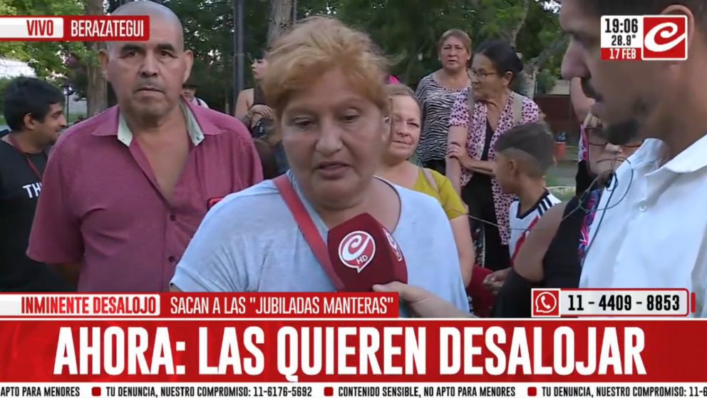 Es inminente el desalojo de las jubiladas manteras.