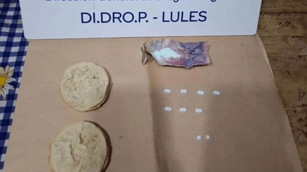 ¡Quedó detenida! Tiene 20 años y le llevó tortillas con drogas a su novio preso