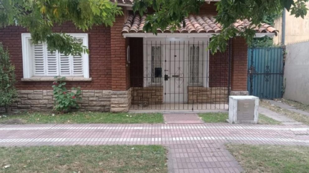 En esta vivienda, apareció el cadáver de Raúl Brown. Crédito: 0223.