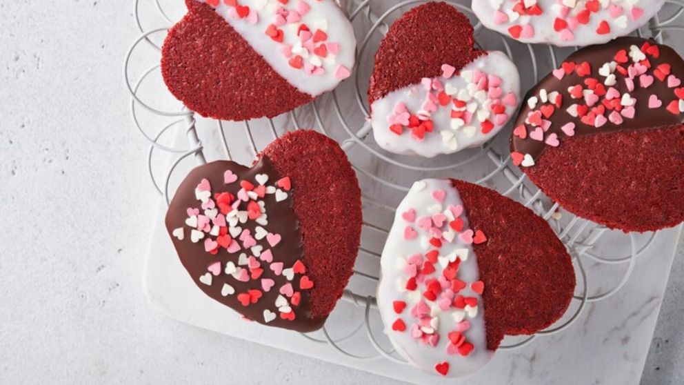 Una receta para enamorar: masitas Red Velvet para festejar San Valentín, fáciles de preparar y muy deliciosas.