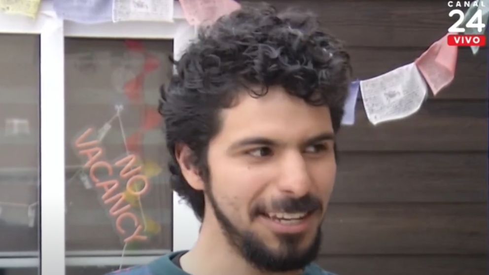 Adri�n Simancas habl� con un medio chileno sobre lo que le ocurri� con la ballena (Captura de TV).