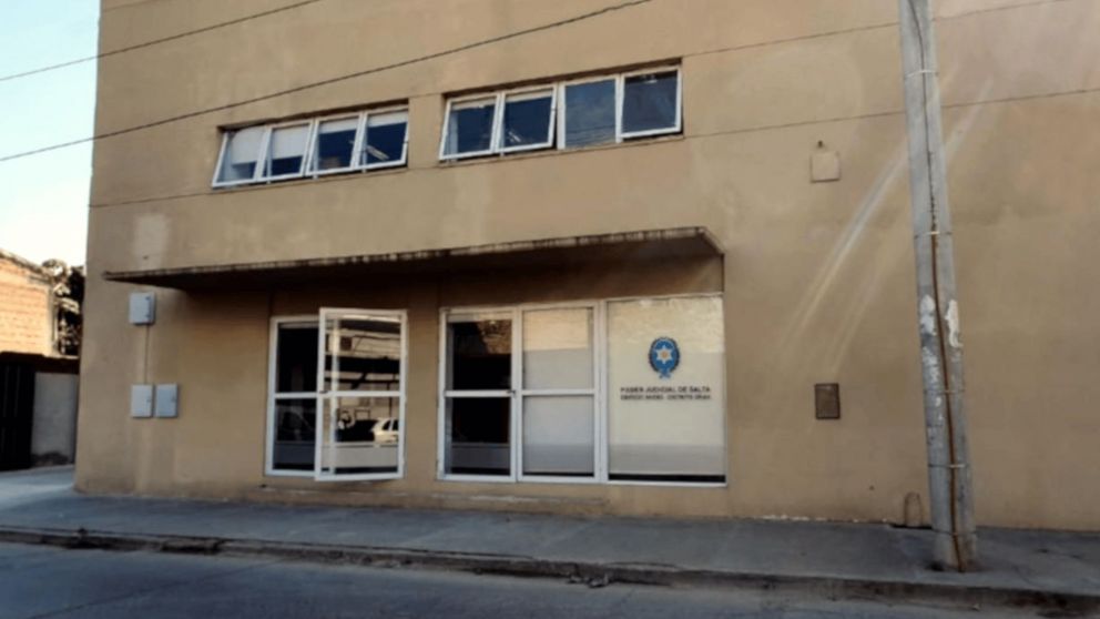 El detenido por atacara pu�aladas a una mujer ser� indagado.