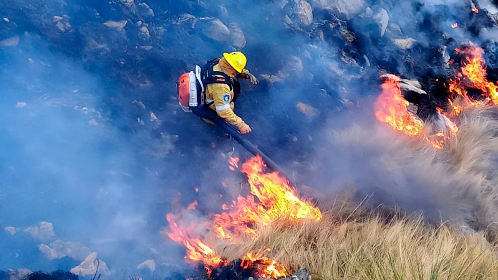 Guillermo Francos brind� detalles de los operativos por los incendios en la Patagonia y Corrientes.
