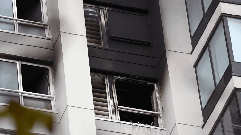 Incendio en Puerto Madero: impactantes imágenes del siniestro, víctimas, vecinos, testigos y especialistas