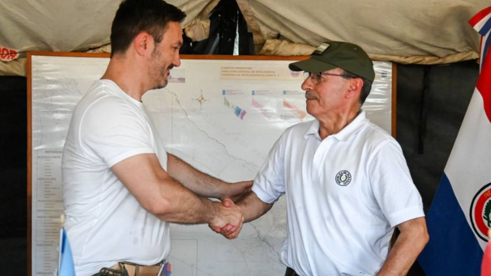 Argentina y Paraguay firmaron histórico acuerdo de cooperación para el despliegue de las Fuerzas Armadas en la frontera