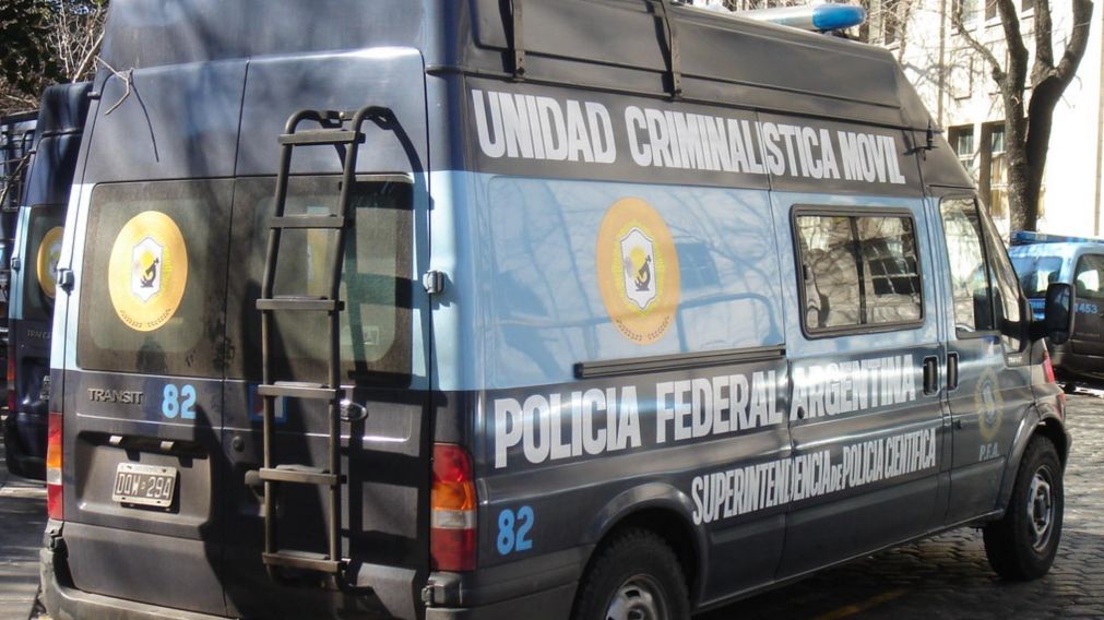 Miembros de la Polic�a Federal Argentina fueron convocados para concretar una serie de peritajes.