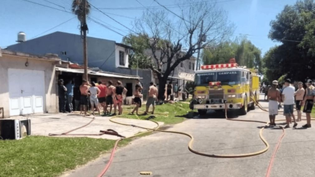 ¡HORROR! Cuatro nenes murieron por el incendio de una casa: su mamá debió ser internada