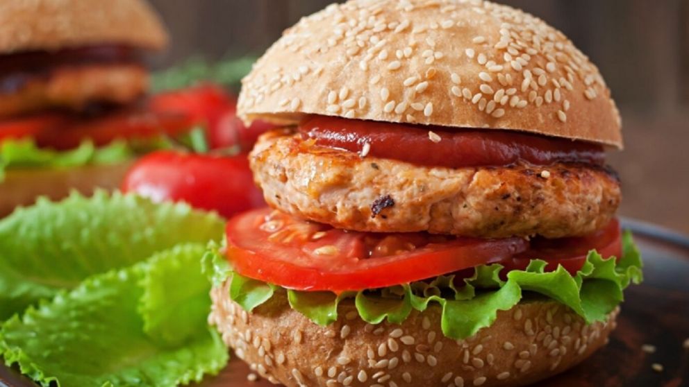 Ni bola de lomo ni cuadrada: un corte jugoso y rendidor para hacer hamburguesas o empanadas por menos de $3.800.