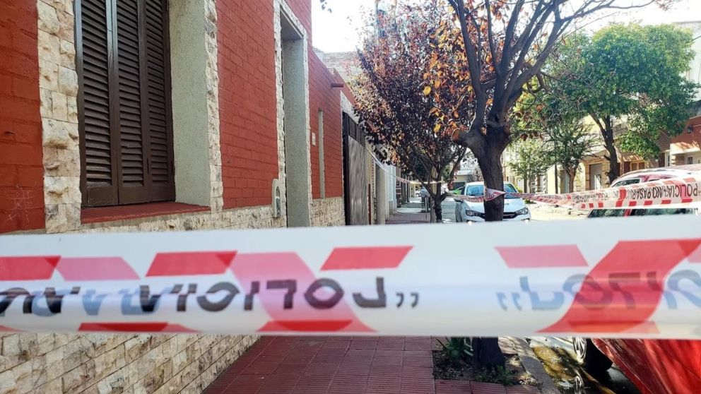 Dos mujeres de 28 y 29 años fueron detenidas e imputadas por intentar matar al padre de una de ellas.