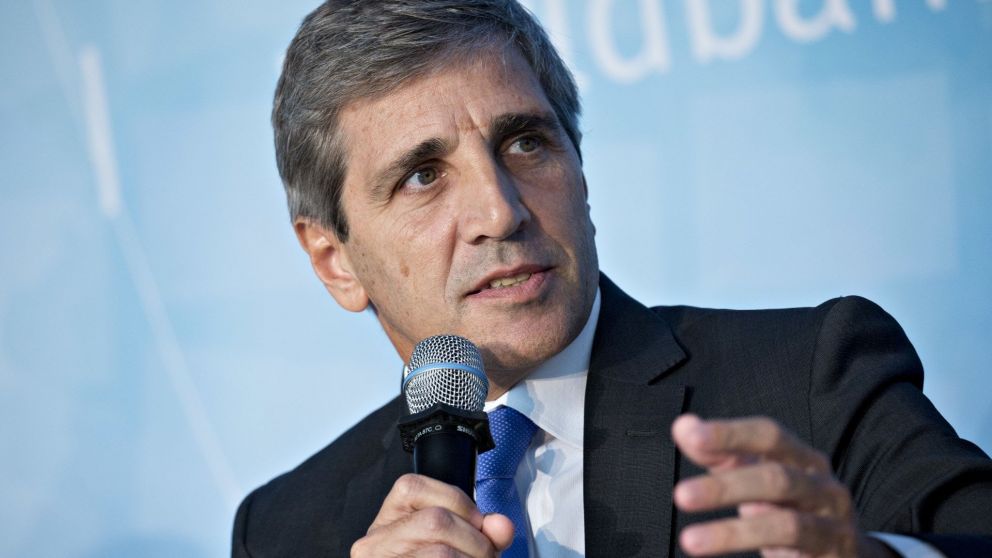 Luis Caputo confirm� la presentaci�n de un nuevo proyecto para adherir al RIGI.