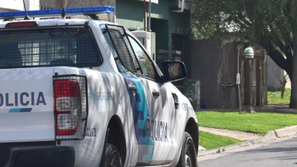 Los policías realizaron diferentes procedimientos para esclarecer el homicidio.