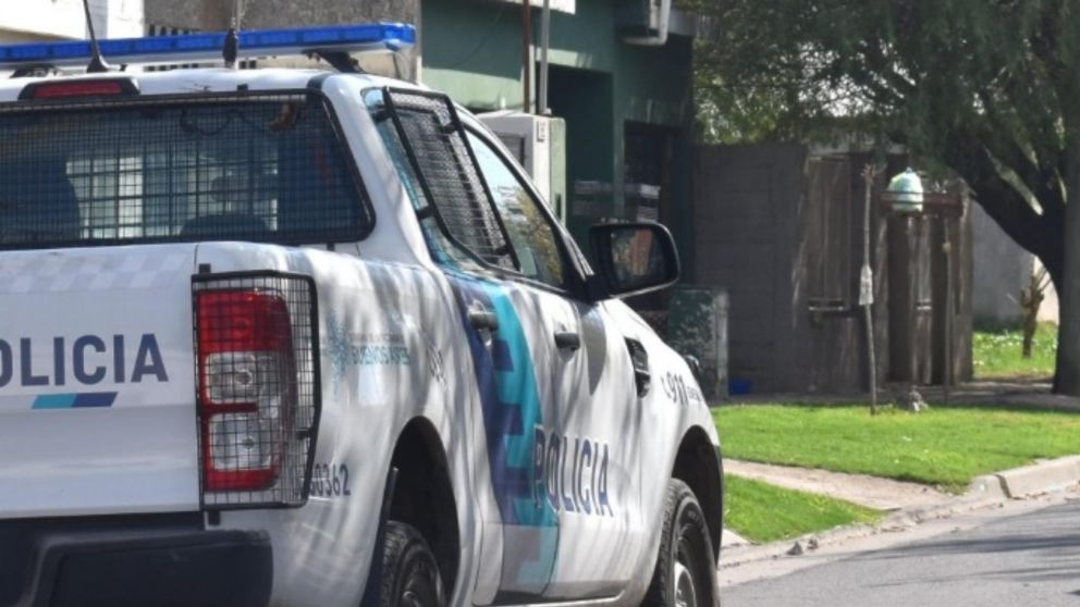Los policías realizaron diferentes procedimientos para esclarecer el homicidio.