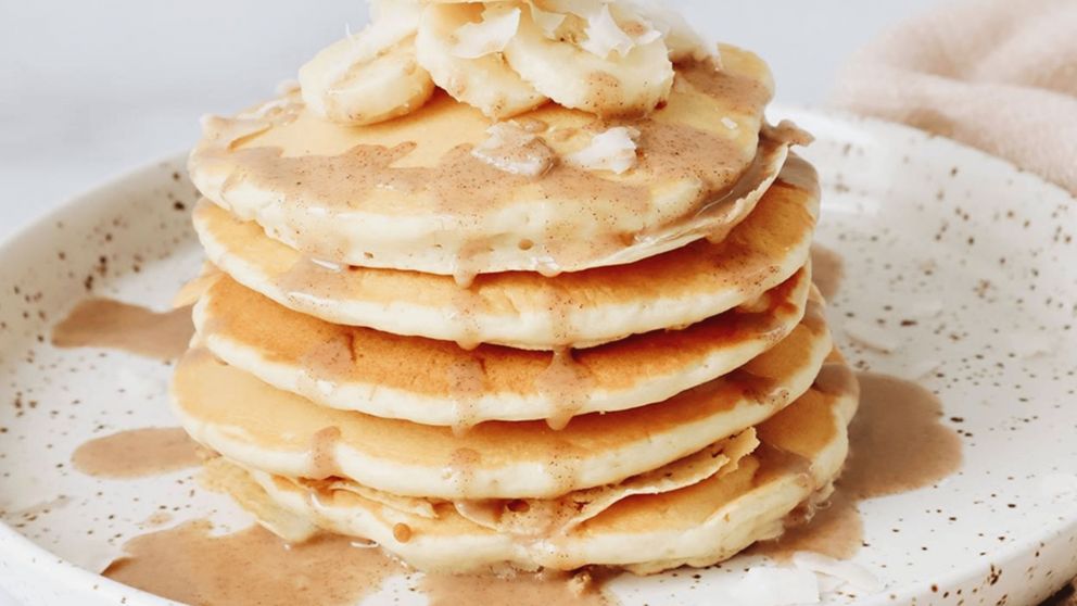 En simples pasos se puede preparar unos panqueques que le gustarán a todos.