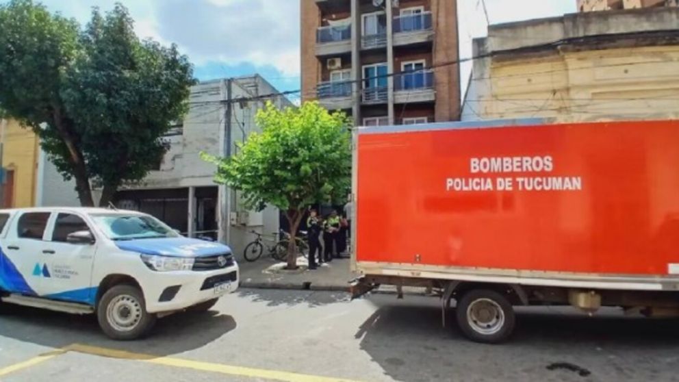 El hallazgo se produjo en el hueco del ascensor de un departamento (La Gaceta).